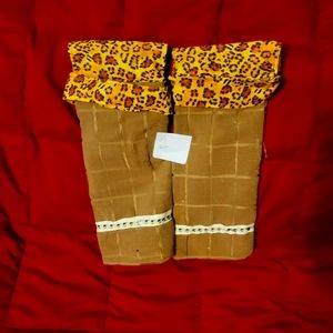 Chetta print hanging wrapping towels with drying mat.